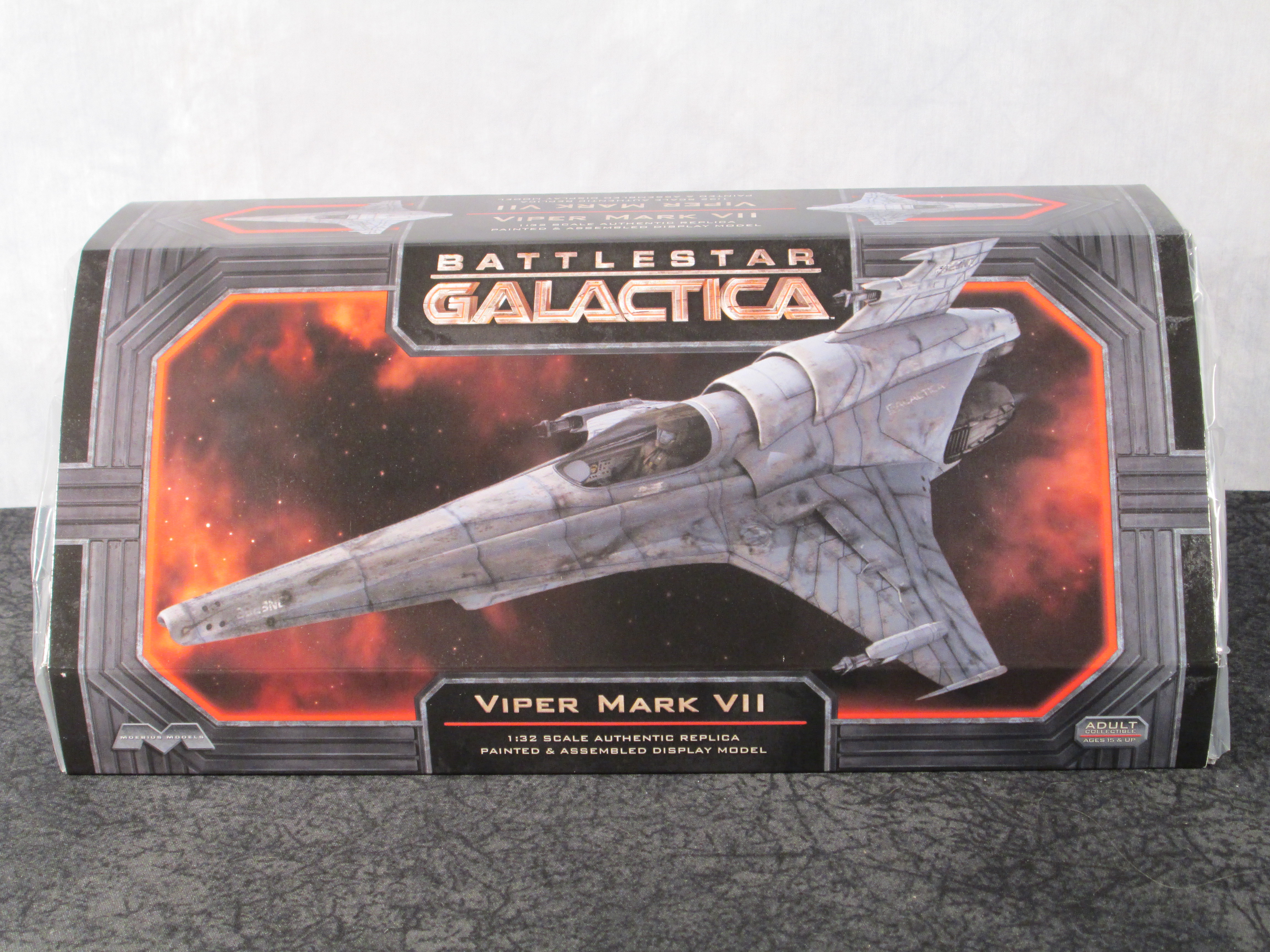 Moebius - Battlestar Galactica 1:32 scale Viper Mk VII Prebuilt 
