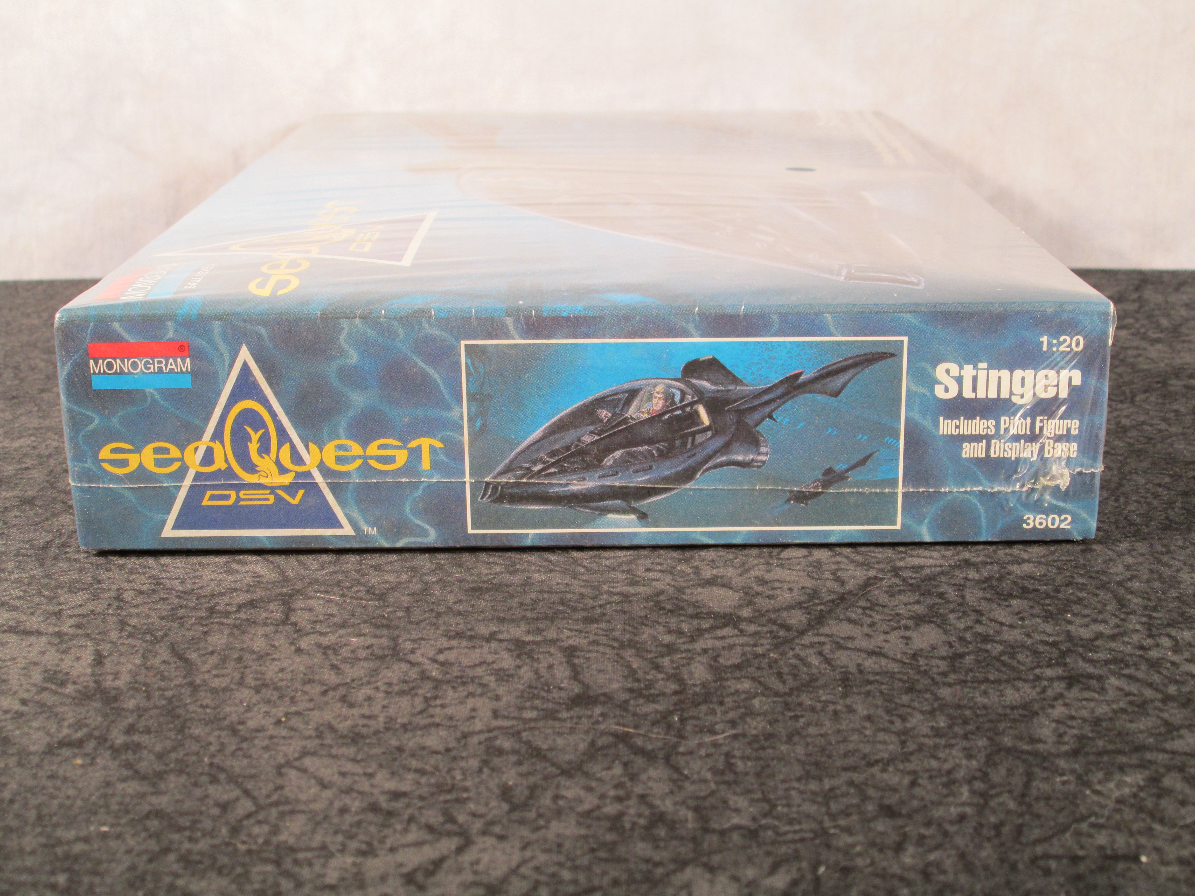 Monogram - SeaQuest DSV 1:20 Scale Stinger #MGM-3602