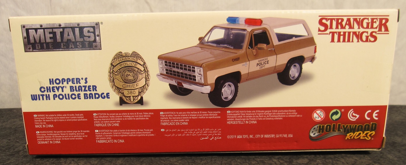 Stranger Things 1:24 scale Hopper's Chevy Blazer Die-Cast Vehicle w/  Hawkins Police Badge Replica