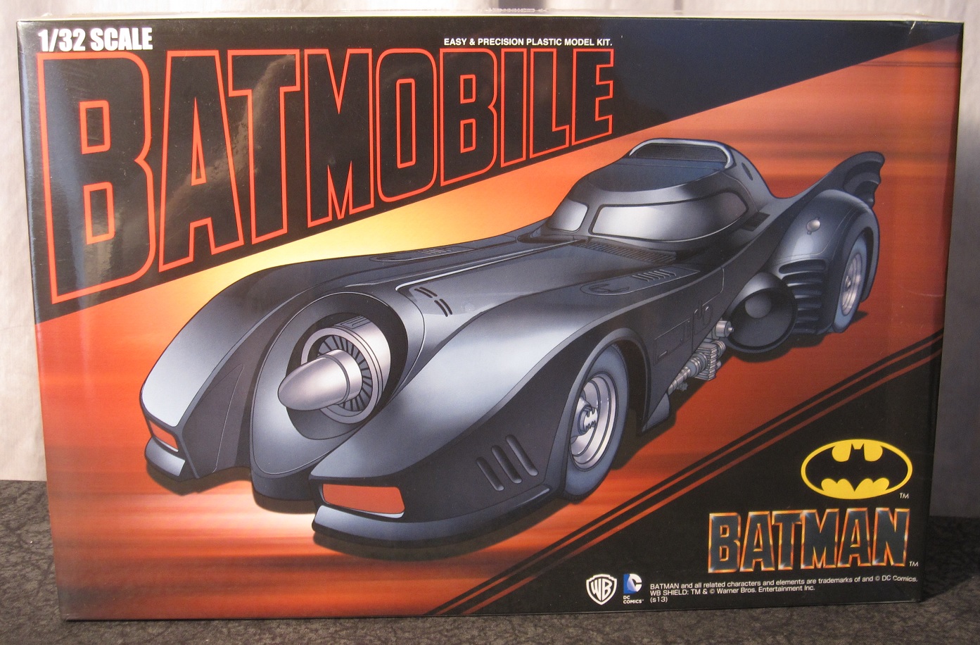 Aoshima - Batman Returns 1:32 scale Batmobile Plastic Model Kit