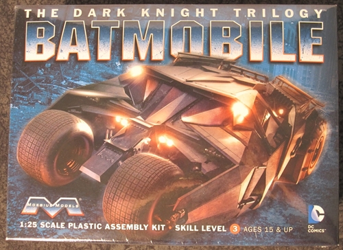 1/25 Moebius Batman The Dark Knight Trilogy Batmobile Tumbler w