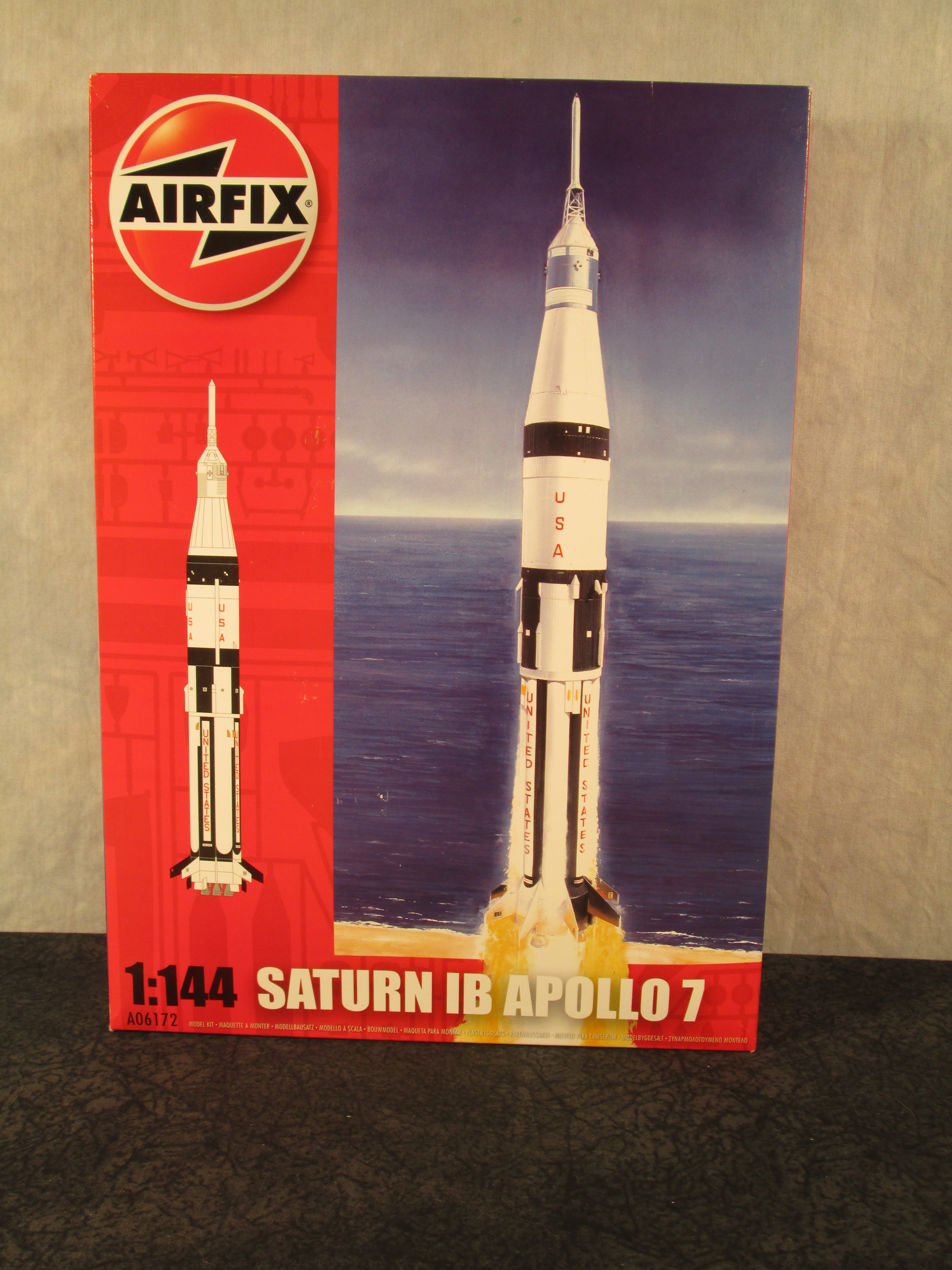 Airfix - NASA 1:144 scale Saturn 1B Apollo 7 Rocket #AFX-6172