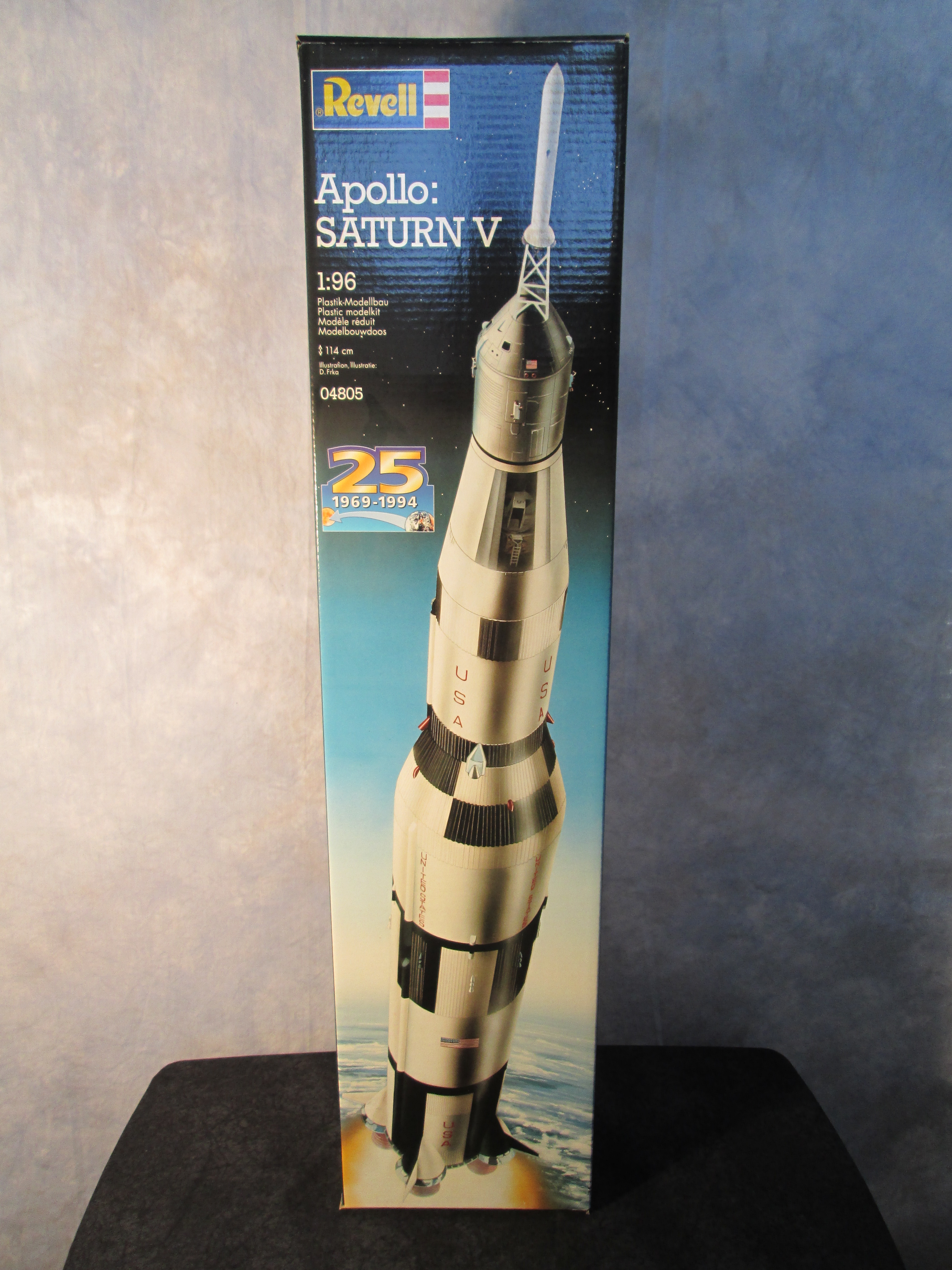 Revell - NASA Apollo 25th Anniversary 1:96 Scale Saturn V Rocket #RVL-4805